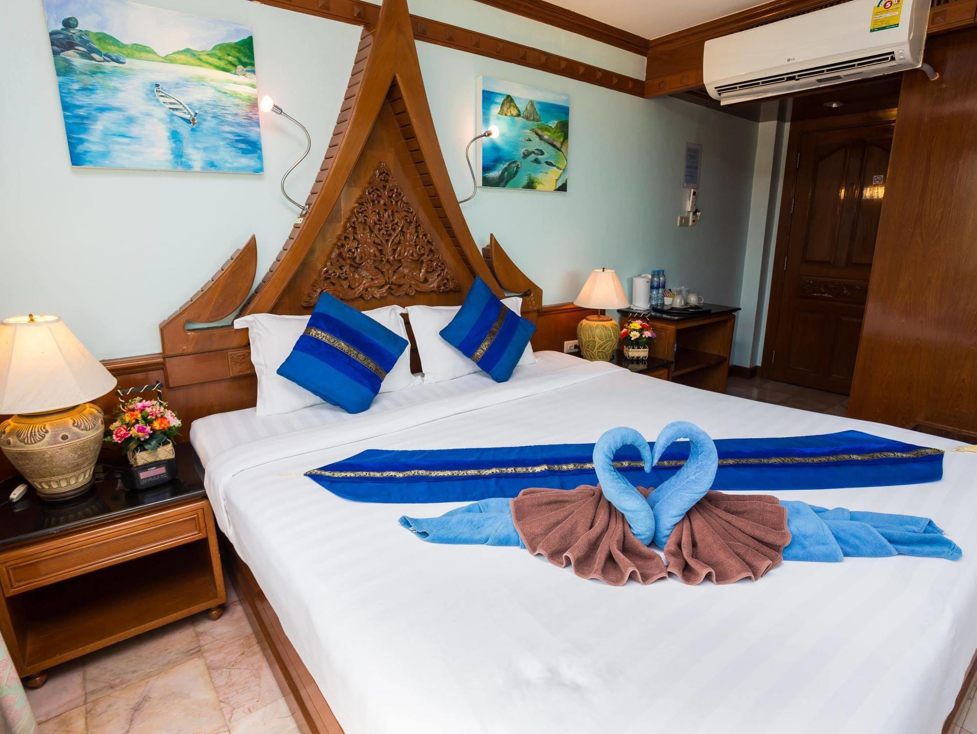 Patong Beach Bed And Breakfast 外观 照片